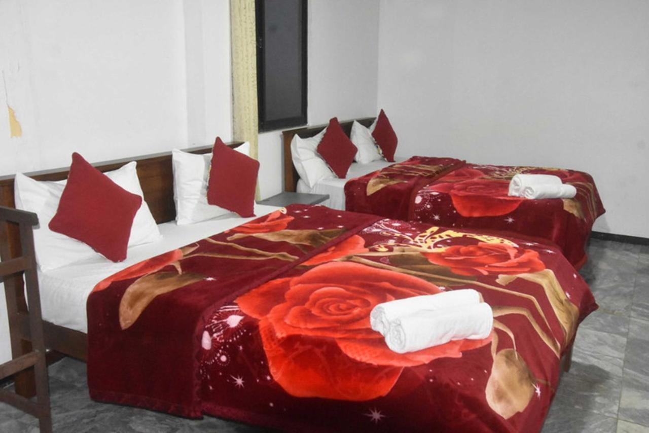 Unique View Nuwaraeliya Hotel Nuwara Eliya Buitenkant foto