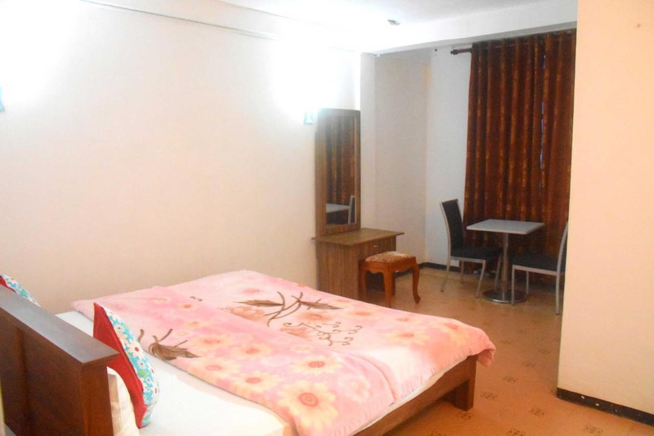 Unique View Nuwaraeliya Hotel Nuwara Eliya Buitenkant foto