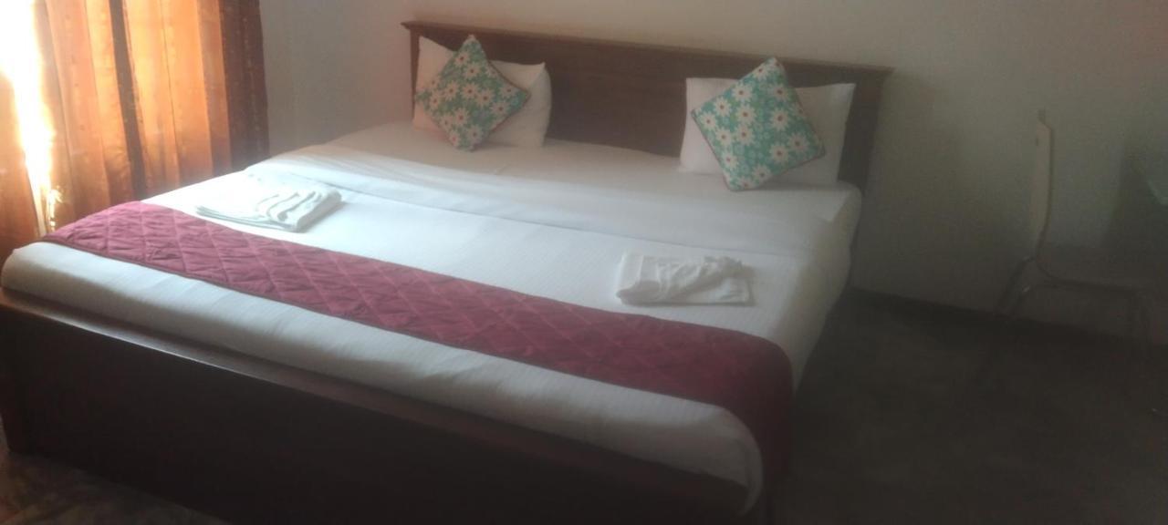 Unique View Nuwaraeliya Hotel Nuwara Eliya Buitenkant foto